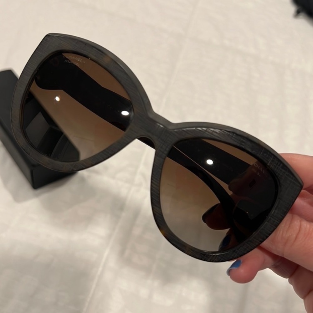 Chanel sunglasses authentic